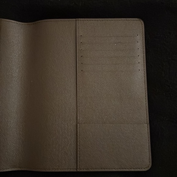 Checkered Brown Cover - Picture 4 of 4